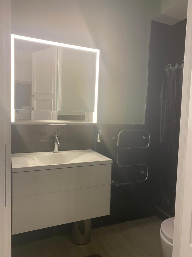 New Apartment Near Champs Elysees Paris Exterior foto